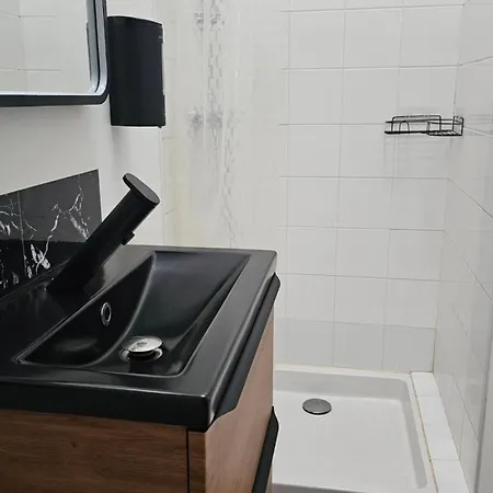 Homestay szállás Du Calme En Pleine Jacuzzi *