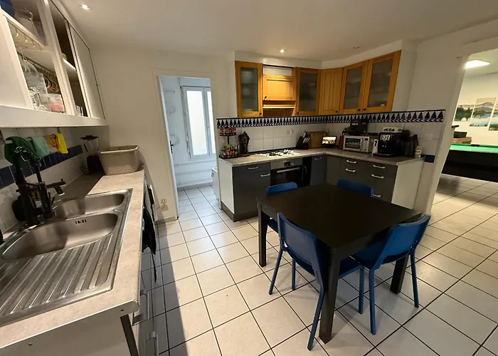 Du Calme En Pleine Jacuzzi Alloggio in famiglia